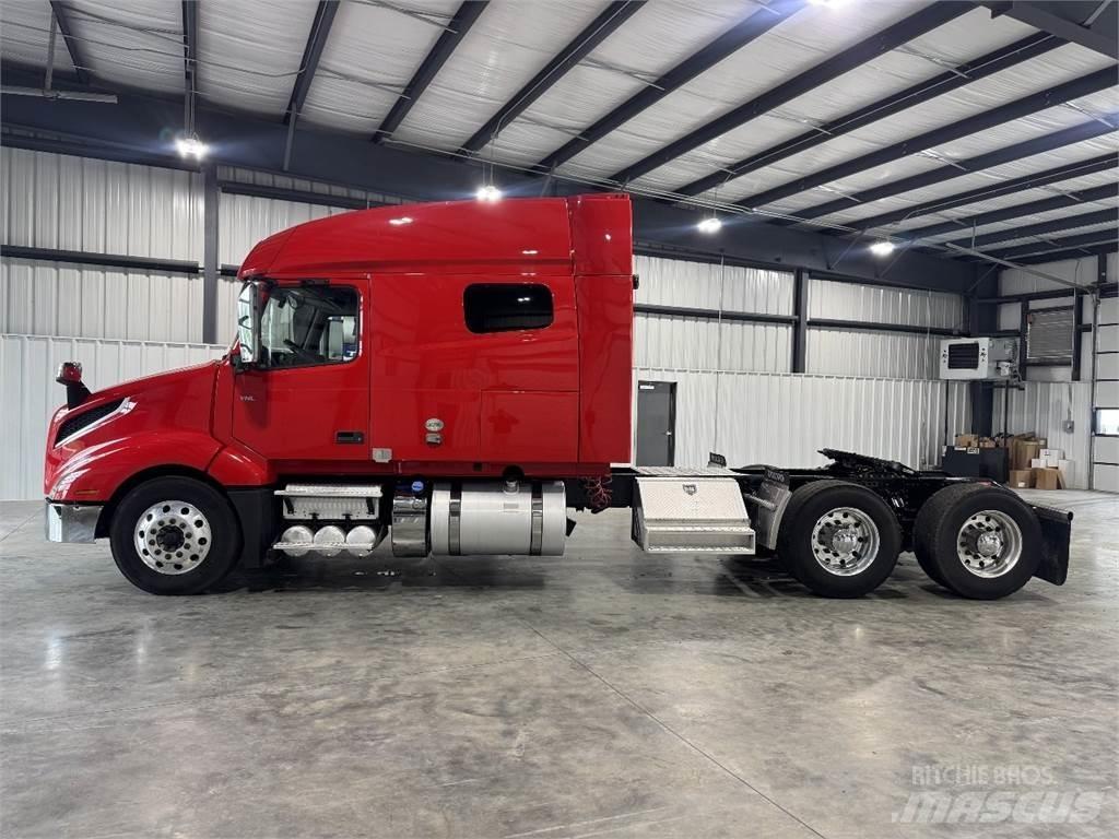 Volvo VNL64T740 Nyergesvontatók