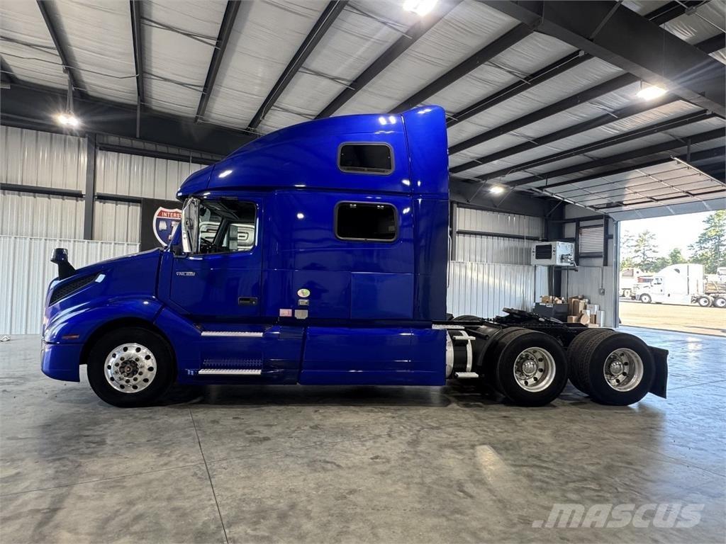 Volvo VNL860 Nyergesvontatók