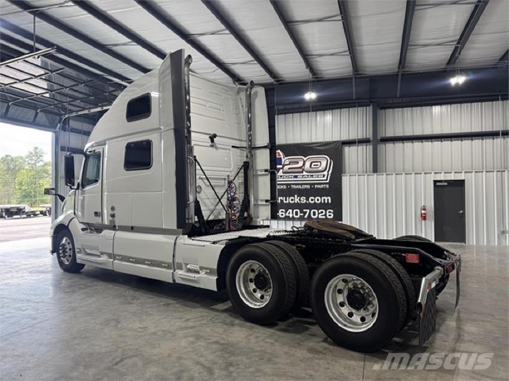 Volvo VNL860 Nyergesvontatók