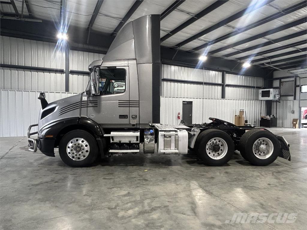 Volvo VNR Nyergesvontatók