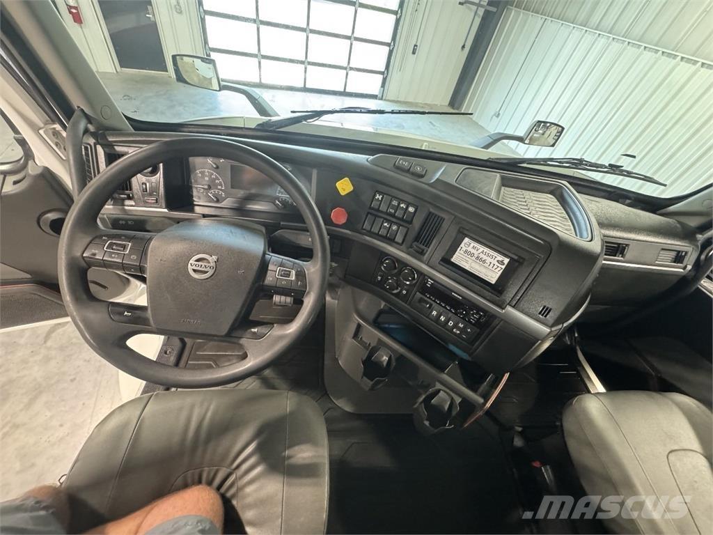 Volvo VNR64T300 Nyergesvontatók