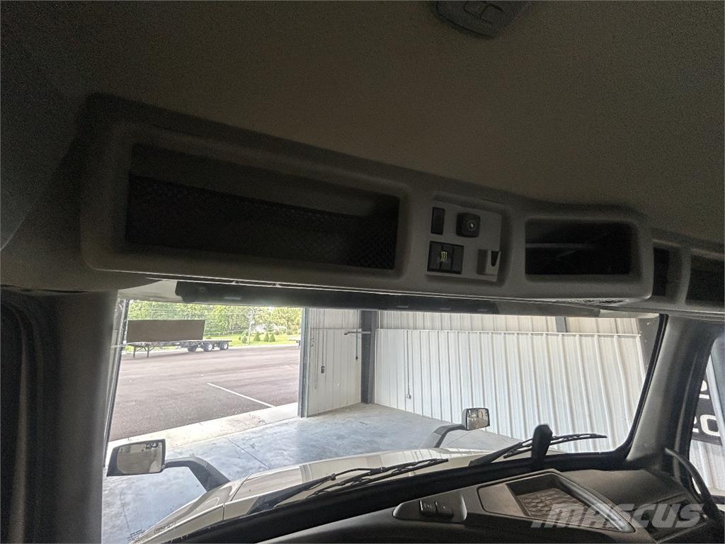 Volvo VNR64T300 Nyergesvontatók
