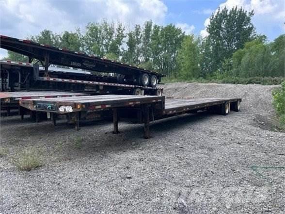 Dynaweld STEEL STEPDECK Mélybölcsős félpótkocsik