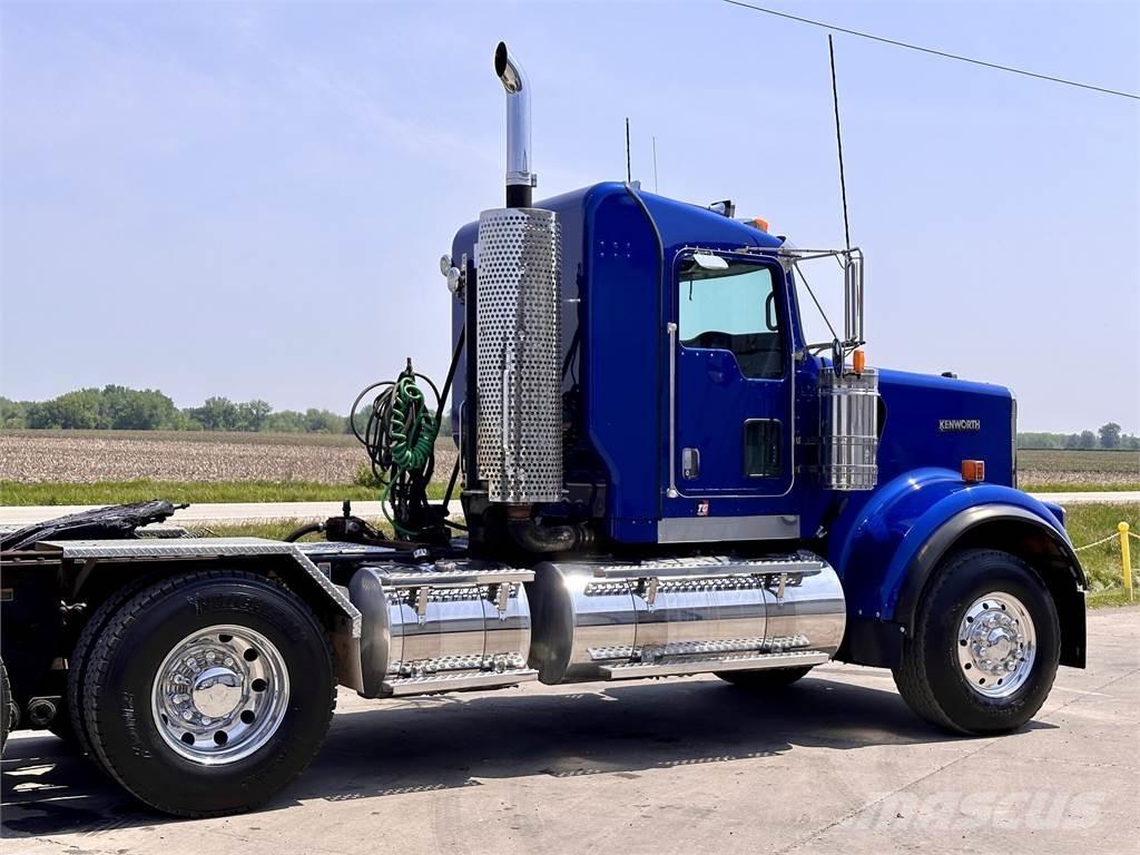 Kenworth W900 Nyergesvontatók