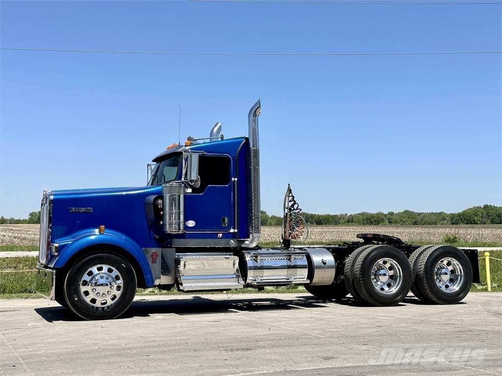 Kenworth W900 Nyergesvontatók
