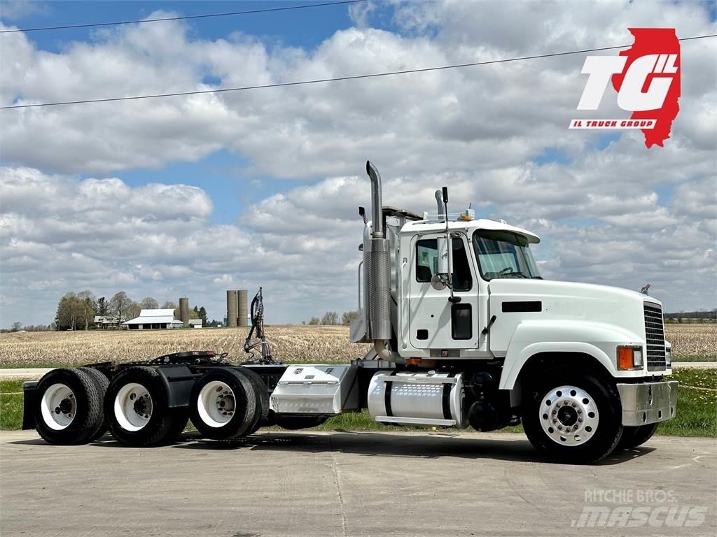 Mack CH613 Nyergesvontatók
