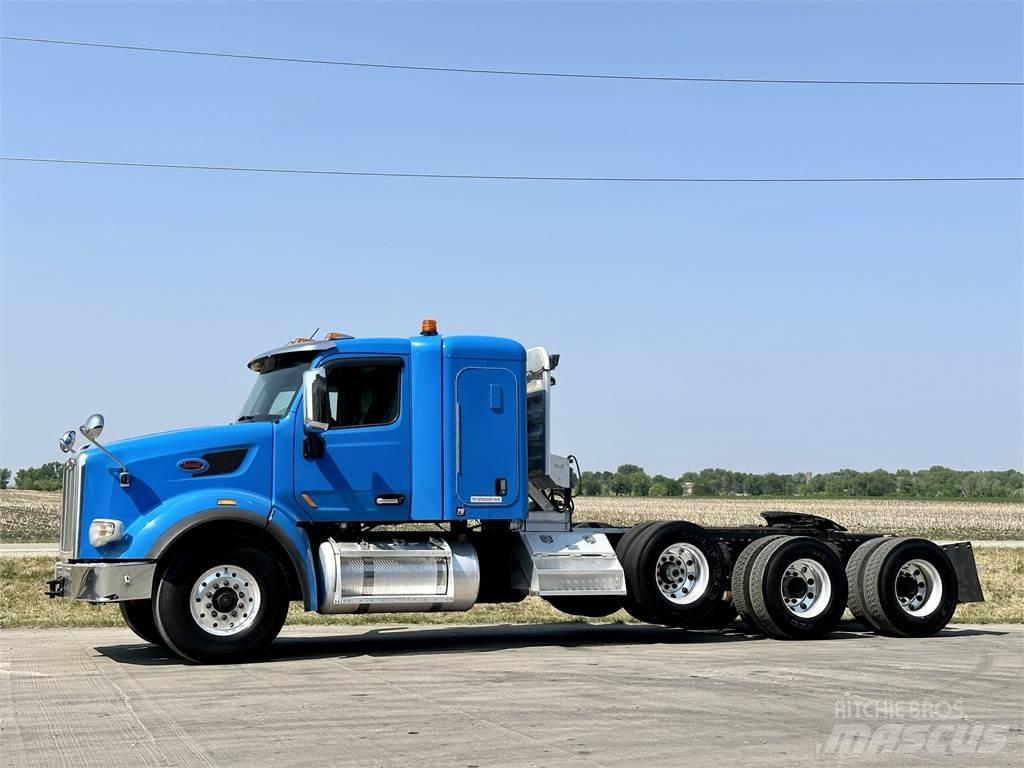 Peterbilt 567 Nyergesvontatók