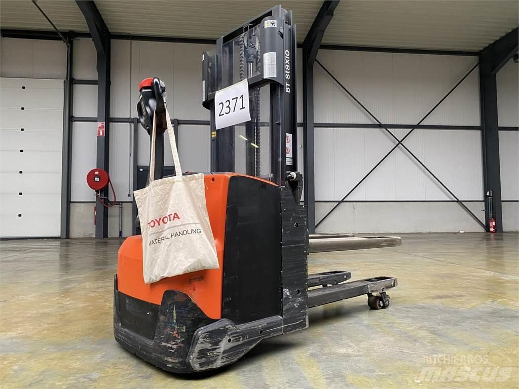 Toyota SWE200D Elektromos gyalogkíséretű targoncák