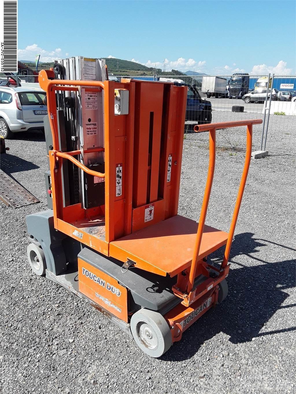 JLG Toucan duo Személyemelők