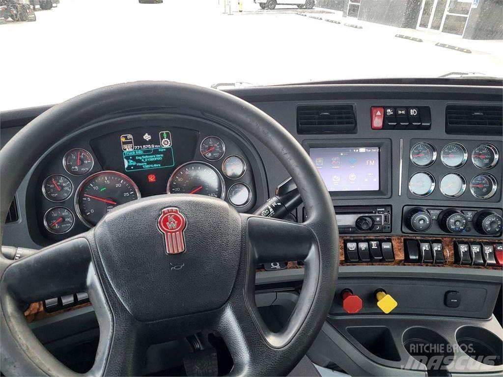 Kenworth T880 Fülkés alváz