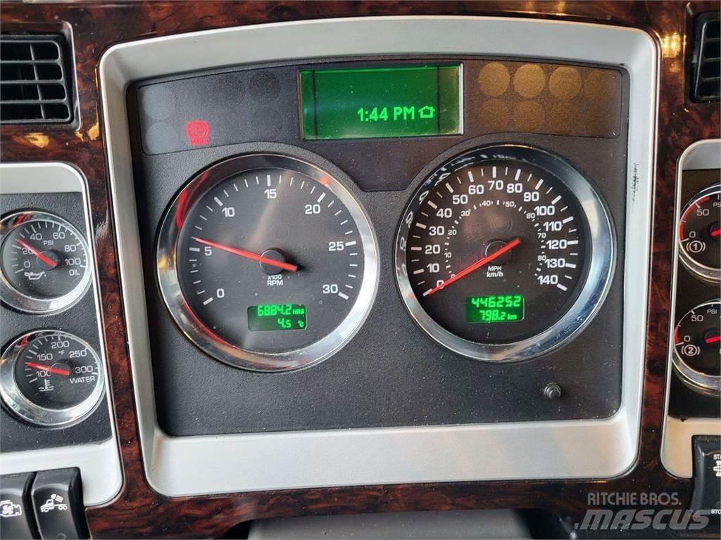 Kenworth W900 Nyergesvontatók