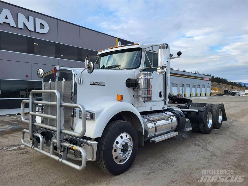 Kenworth W900 Fülkés alváz