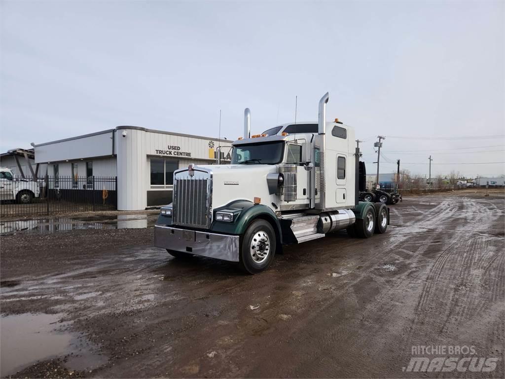 Kenworth W900L Nyergesvontatók