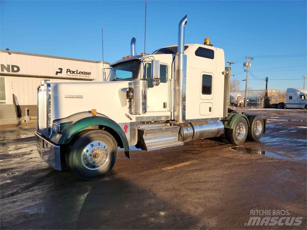 Kenworth W900L Nyergesvontatók