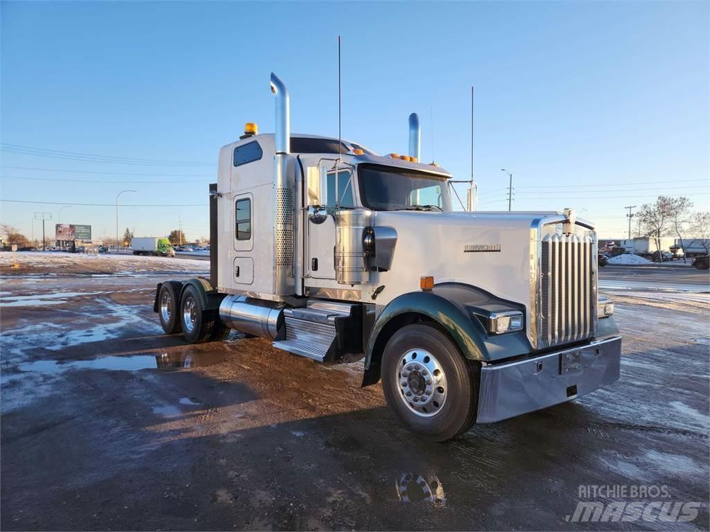 Kenworth W900L Nyergesvontatók