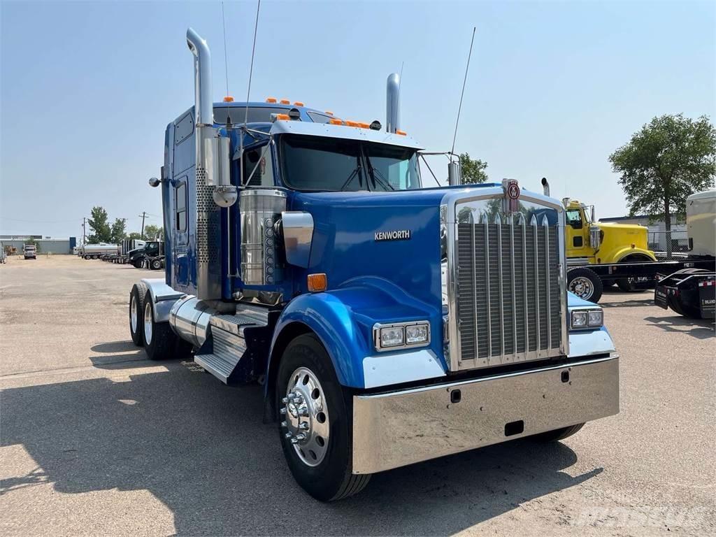 Kenworth W900L Nyergesvontatók