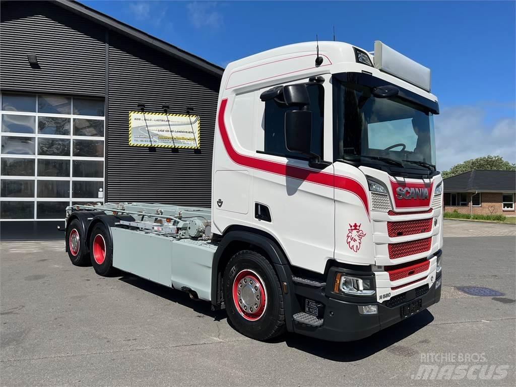 Scania R520 hejs Multifunkciós teherautók