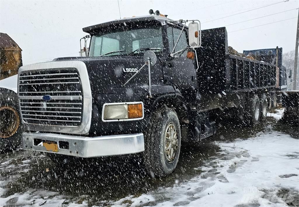 Ford L9000 Egyéb alkatrészek