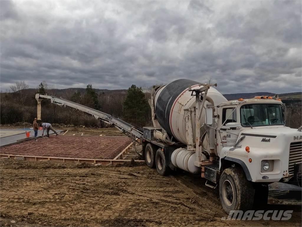 Mack DM690S Egyéb alkatrészek