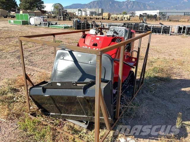 AGT QHT500FL Lánctalpas dömperek