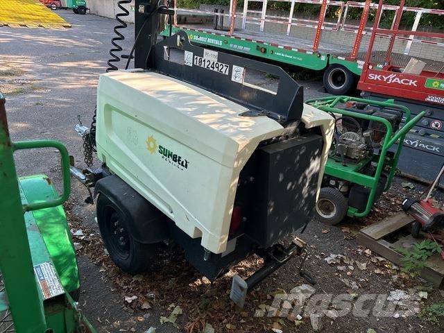 Atlas Copco V4 Fénytornyok