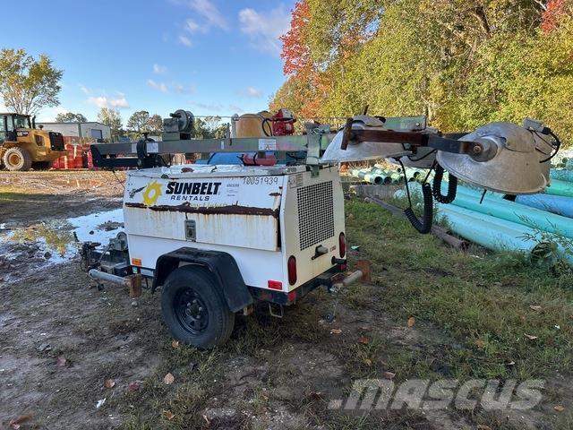 Atlas QLT M10 Fénytornyok