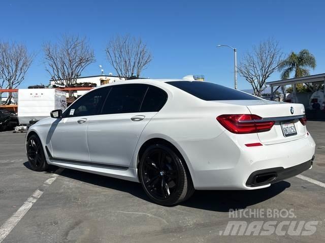 BMW 750I Kistehergépjárművek
