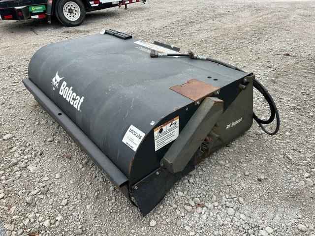 Bobcat  Úttakarító gépek