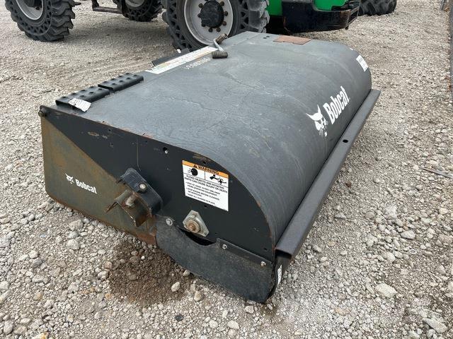 Bobcat  Úttakarító gépek