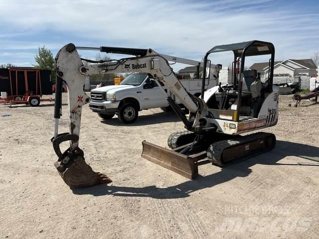 Bobcat 331 Lánctalpas kotrók