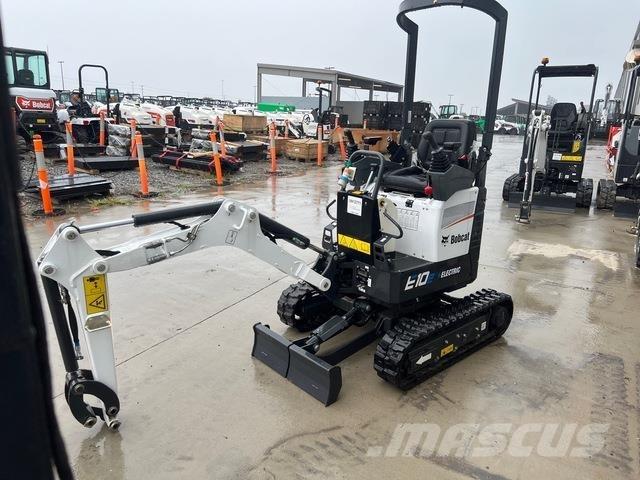 Bobcat E10e Lánctalpas kotrók