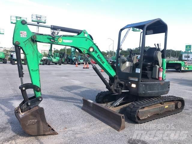 Bobcat E26 Lánctalpas kotrók