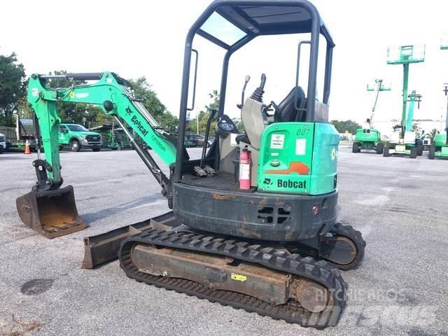 Bobcat E26 Lánctalpas kotrók