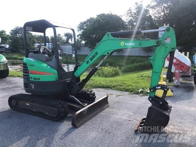 Bobcat E26 Lánctalpas kotrók