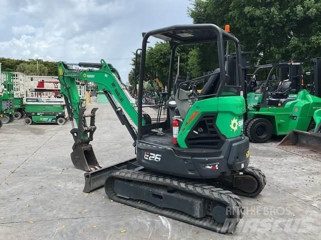 Bobcat E26 Lánctalpas kotrók