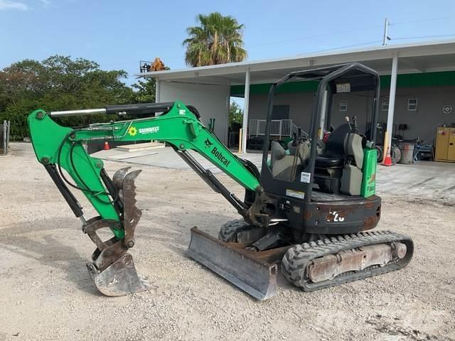 Bobcat E26 Lánctalpas kotrók