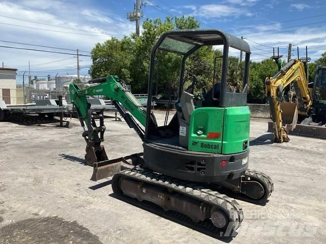 Bobcat E26 Lánctalpas kotrók