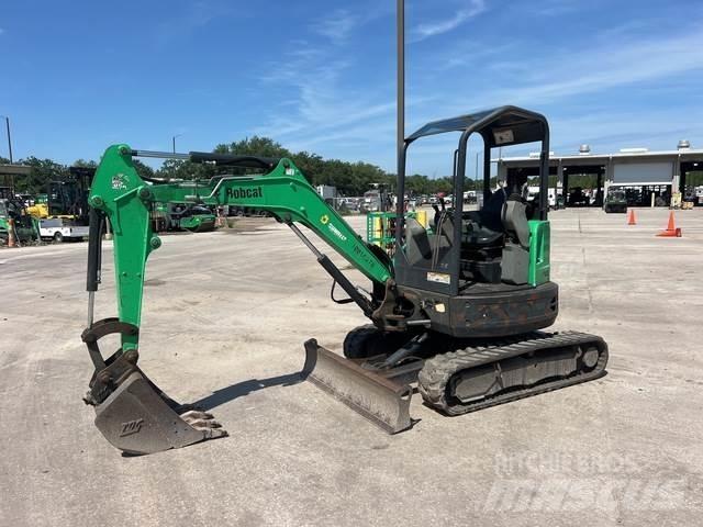 Bobcat E26 Lánctalpas kotrók
