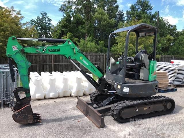 Bobcat E26 Lánctalpas kotrók