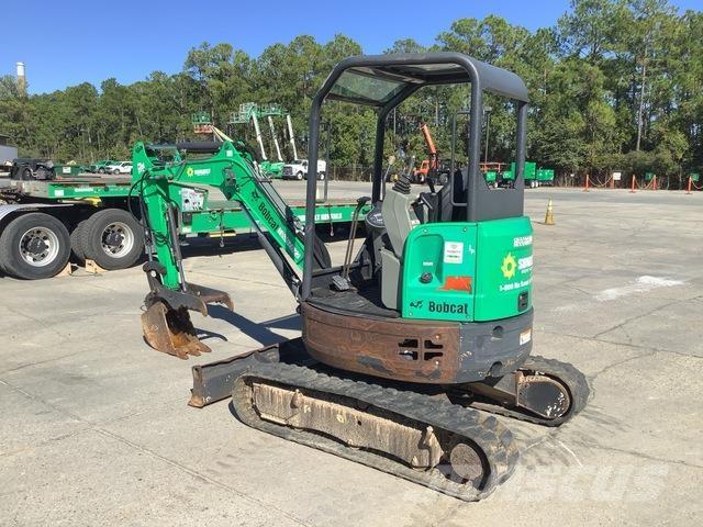 Bobcat E26 Lánctalpas kotrók