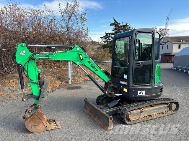 Bobcat E26 Lánctalpas kotrók