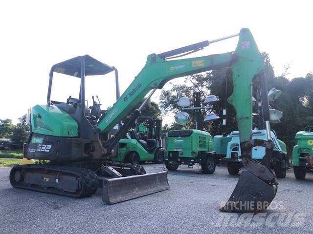 Bobcat E32i Lánctalpas kotrók