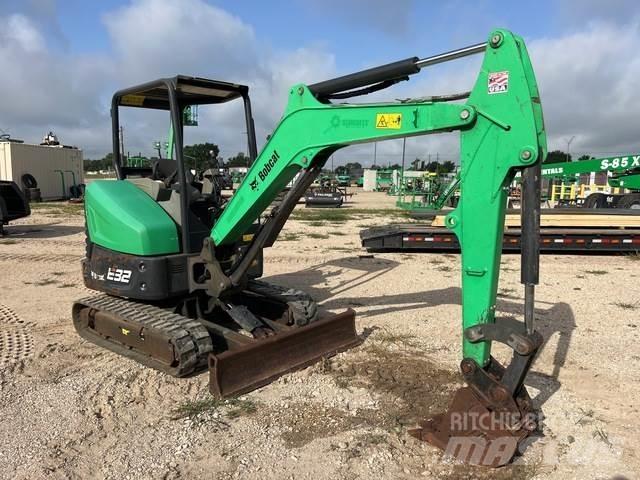 Bobcat E32I Lánctalpas kotrók