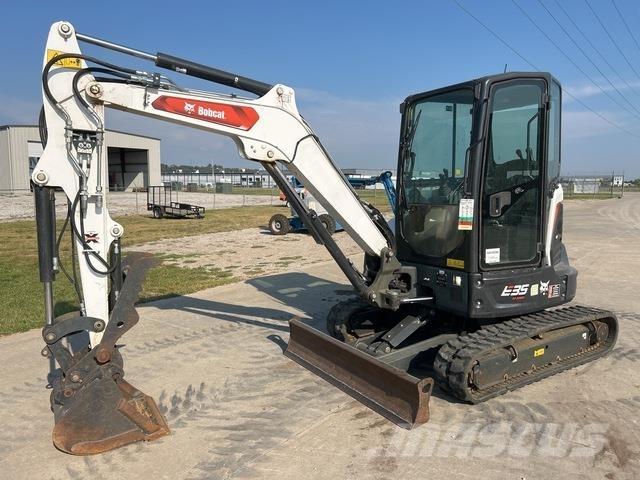 Bobcat E35 Lánctalpas kotrók