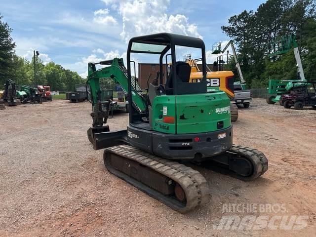 Bobcat E45 Lánctalpas kotrók
