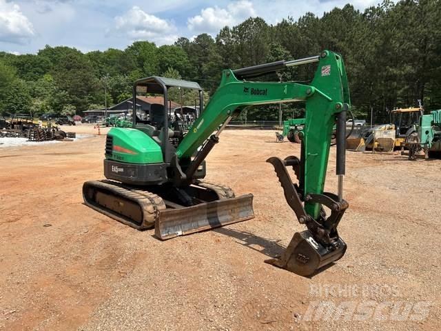 Bobcat E45 Lánctalpas kotrók