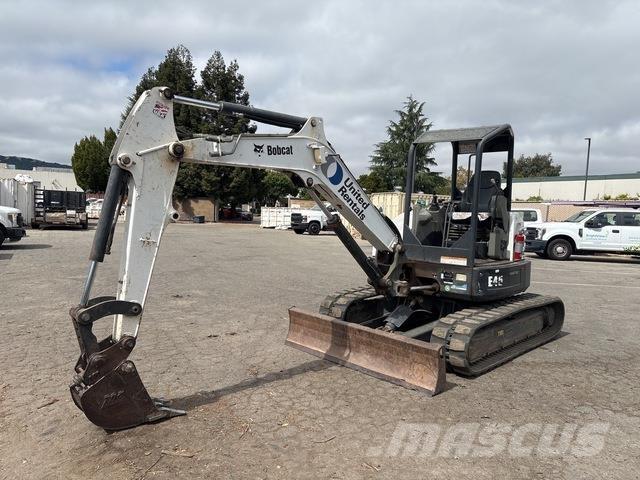 Bobcat E45 Lánctalpas kotrók