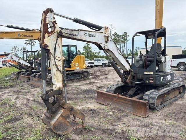 Bobcat E50 Lánctalpas kotrók