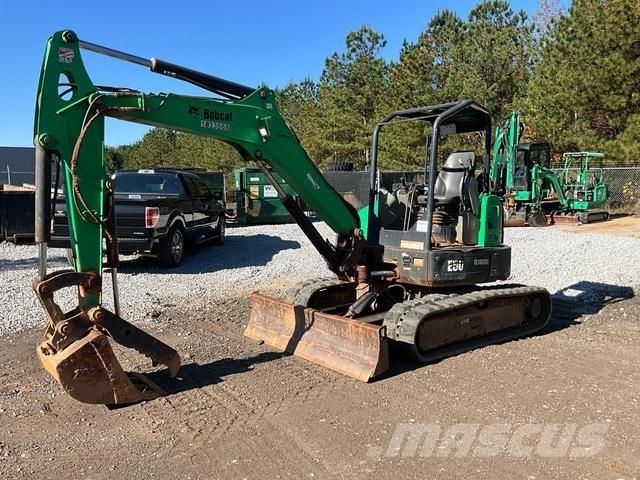 Bobcat E50 Lánctalpas kotrók