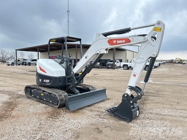Bobcat E55 Lánctalpas kotrók